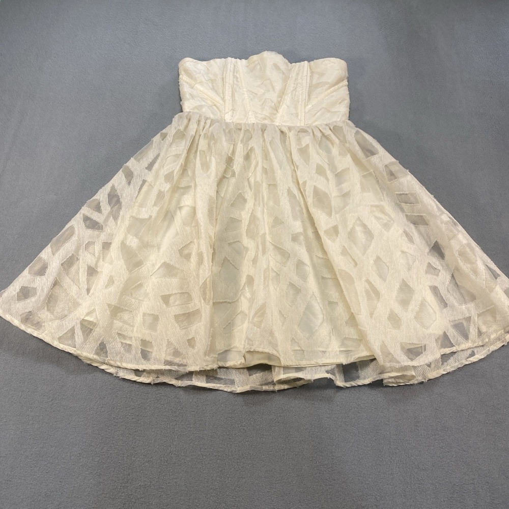 Alice + Olivia Beig Textured Kristin Strapless Mini Dress XS Retail $484 Flaws